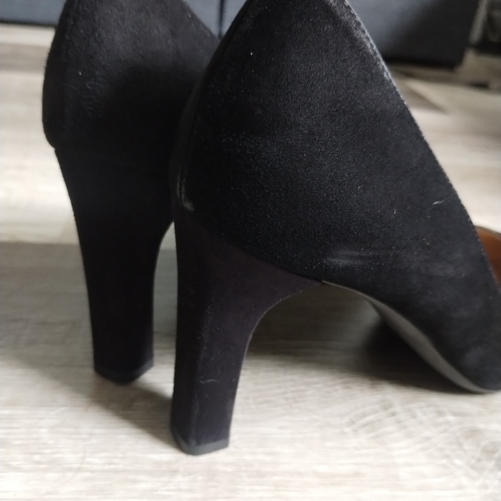 LK Benett London Black Suede Tess Courts Pumps - Picture 4 of 14